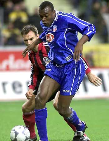 上反映了他 上反映了他